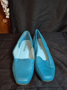 Classique Women's Teal Slip-On Loafers — Comfortable Everyday Flats